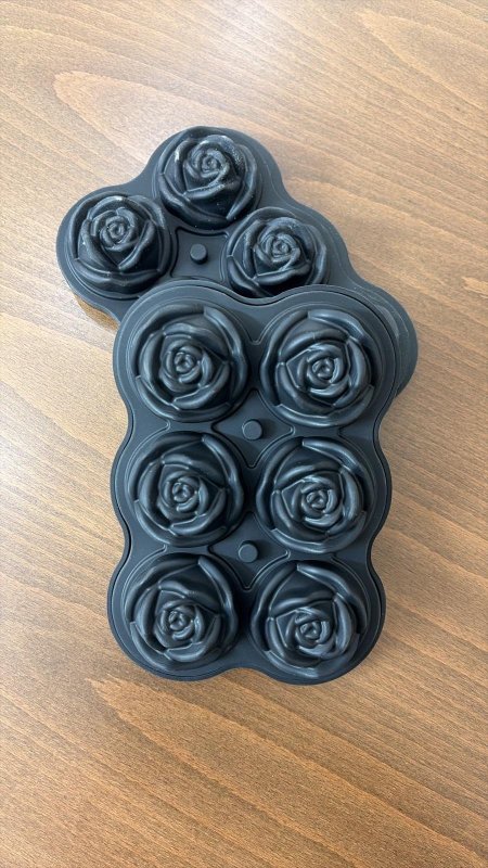 قالب ثلج وردة